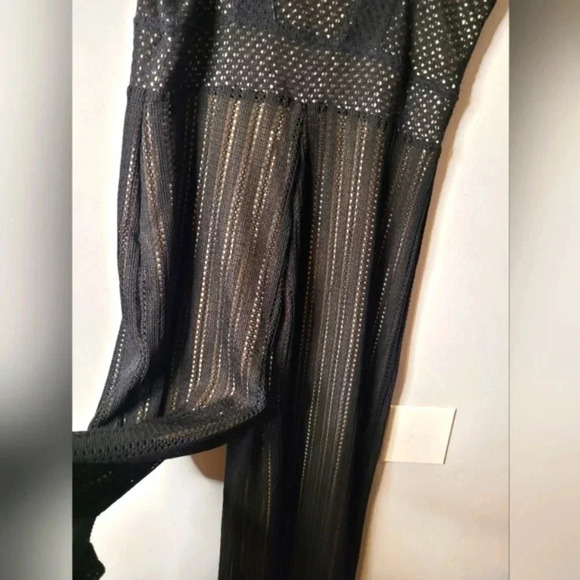 VENUS women's black open knit nude lined crochet lace wide leg jumpsuit, size L - Picture 3 of 12